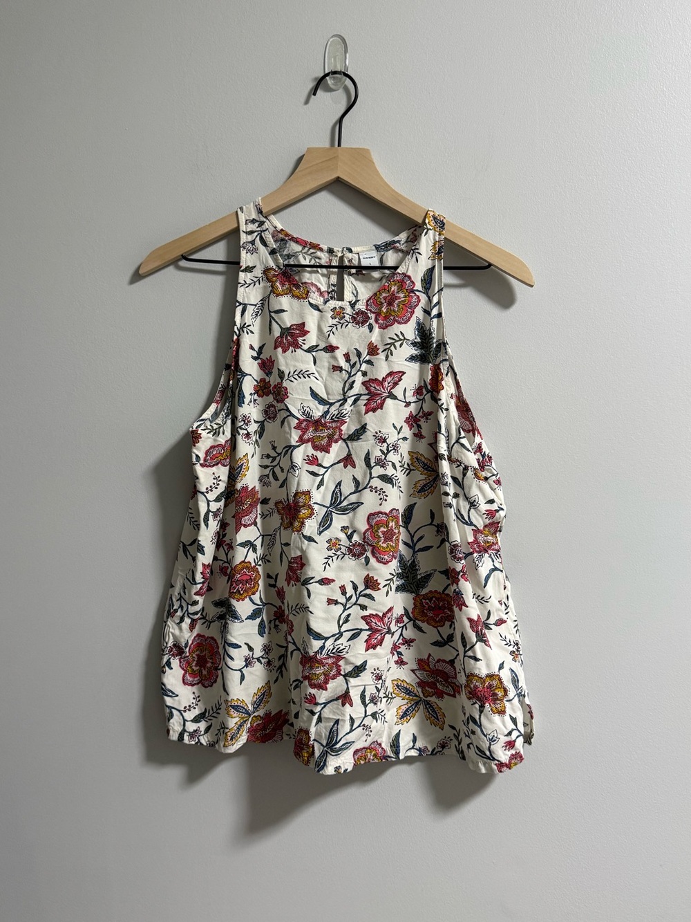 Old Navy Floral Sleeveless Camisole
